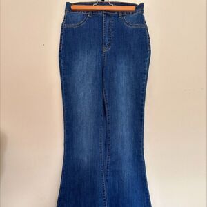 Shein flare or bell bottom jean, EUC, sz 30/32/classic indigo, wide legged